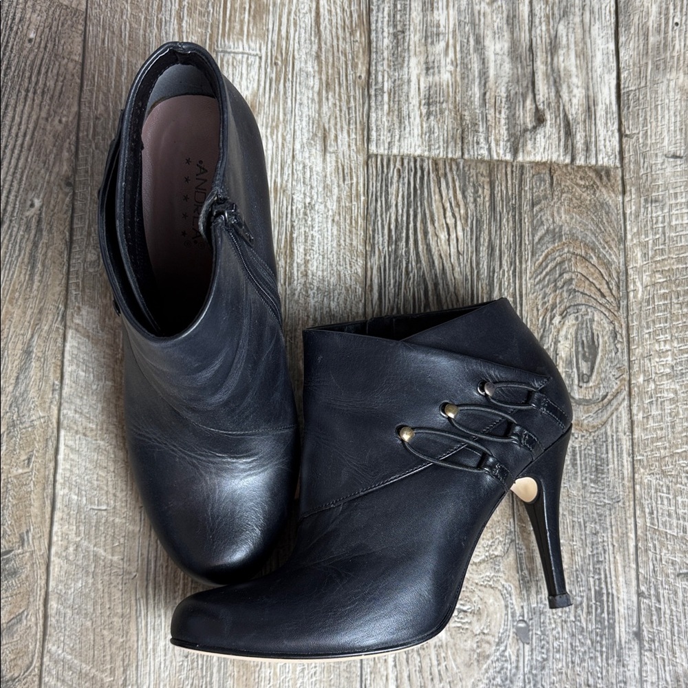 Andrea Black Ankle Boots, Size 25 1/2 USA 8 1/2 - Picture 2 of 12